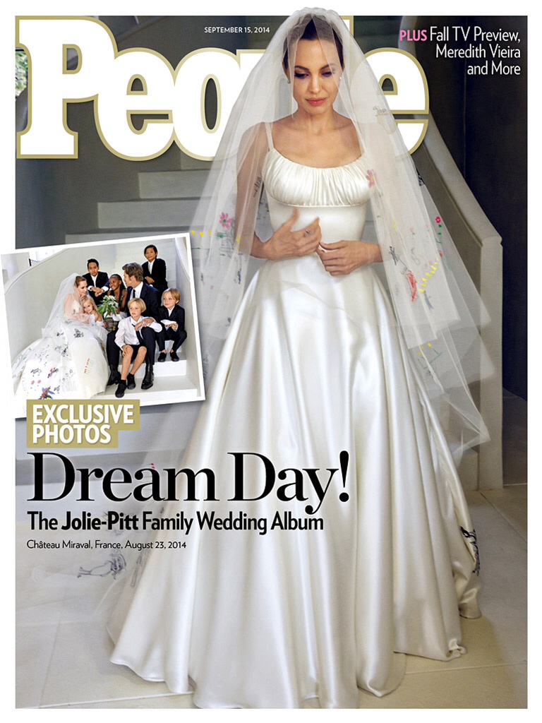 Brad Pitt and Angelina Jolie Wedding Photos Finally Revealed image Brad Pitt and Angelina Jolie Wedding Photos Finally Revealed